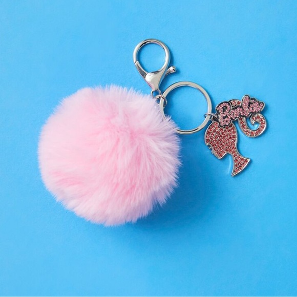 BARBIE MAKEUP TRAIN CASE & BARBIE POM POM KEYCHAIN BUNDLE - Picture 2 of 8